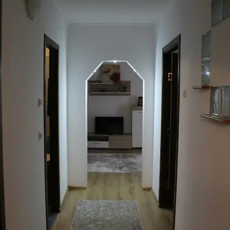 Aparttoamnei Lejlighed *